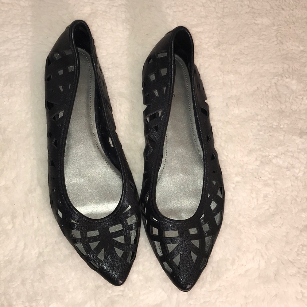 🌺SHOE SALE🌺 Price is Firm Bundle 3 for 15%off